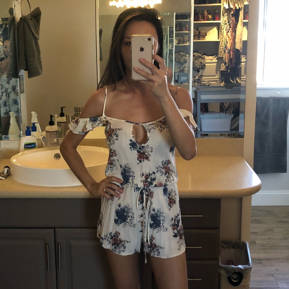 Floral Print Off-Shoulder Romper